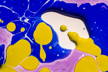 MH-15&nbsp;&nbsp;&nbsp;&nbsp;&nbsp;&nbsp;&nbsp;&nbsp; Abstract Close-Up Of Paints Mixing