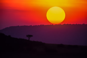 AF-LA-03 Sun Setting Behind The Mountains, Masai Mara National Reserve, Kenya